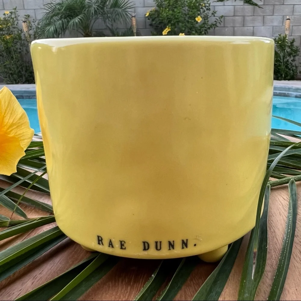 ❌SOLD❌ Rae Dunn NWT SUNSHINE Golden Sands Citronella Outdoor Candle Yellow11.4oz - Picture 7 of 10
